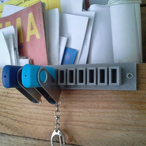 Praktyczne uchwyty na kable USB - Zestaw 9 szt.