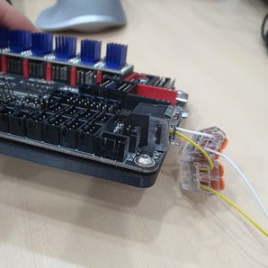 Ustaw wysokość montażu DIN szyny dla LRS-200, RS-25, Raspberry Pi (3, 4 i Zero 2), a także BTT Octopus.
