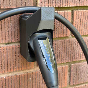 Uchwyt ścienny do ładowarki Tesla CCS2