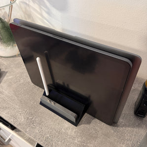 Uchwyt na MacBook Air, iPad Pro, Apple Pencil i replikator portów