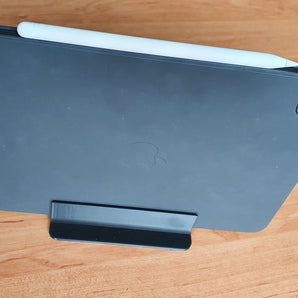 Uniwersalny statyw do iPada i tabletu z otworem 11 mm