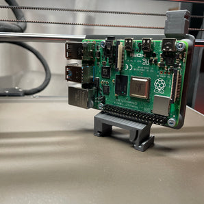 Raspberry Pi 4 / Pi 5 uchwyty na szynę DIN z nakrętkami M3