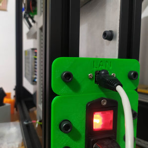 V-Core 3.1 Montaż kabla LAN
