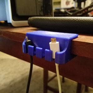 Praktyczny uchwyt na kabel USB Micro do biurka