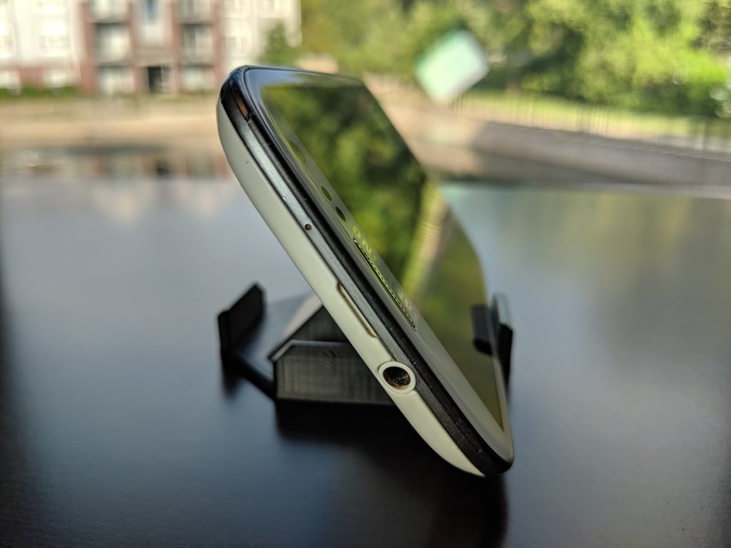 Stojak na telefon 4X: mały i lekki uchwyt na smartfona z czterema kątami nachylenia