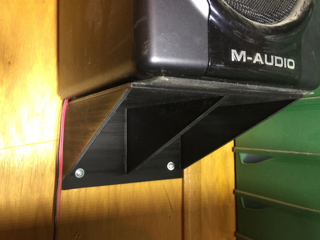 Uchwyt ścienny do głośników M-Audio AV-40