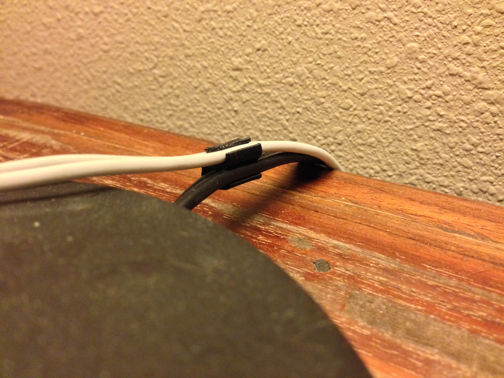2-Cord Clip do mocowania kabli USB do przewodów lampy
