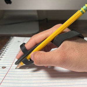 SquiggleAide ergonomiczna pomoc do pisania dla osób z ograniczoną siłą chwytu