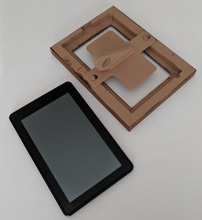 Ramka na zdjęcia o wyglądzie drewna do tabletu Amazon Fire pierwszej generacji (2011)
