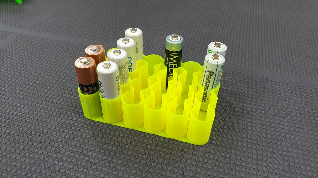 Uchwyt na baterie AA, AAA, 18650 i 9V (nadruk w trybie wazonu)