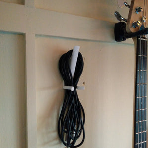 Hak na kabel muzyczny do organizacji kabli audio