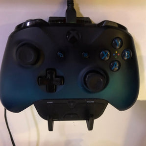 Montaż na ścianę kontrolera Xbox One