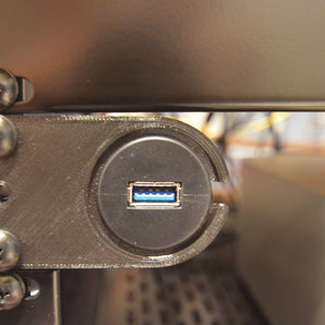 Wspornik portu USB/DC do szafy rack 19-calowej