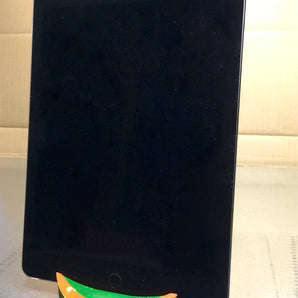 Elegancki stojak na iPad Air2