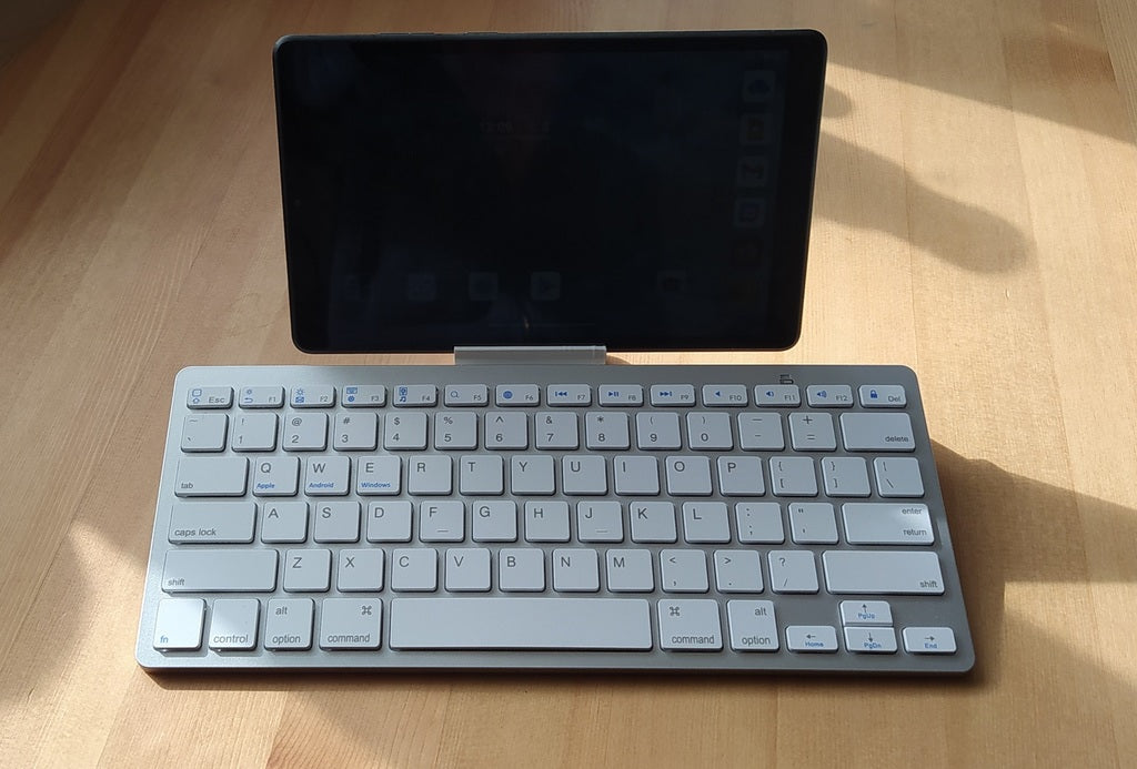 Podstawka pod klawiaturę do tabletu Lenovo M8 z klawiaturą BK 3001 BT