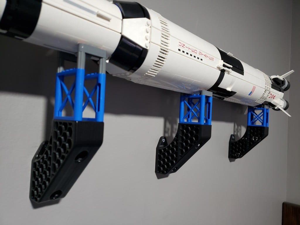 Uchwyt ścienny na model Lego Saturn V