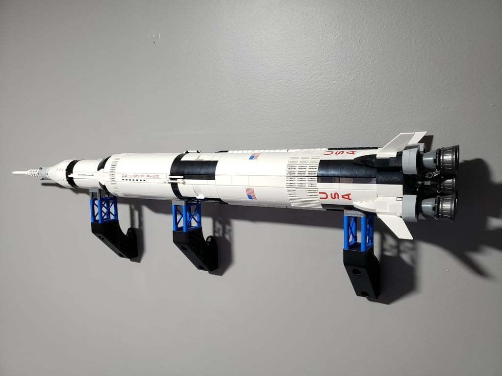 Uchwyt ścienny na model Lego Saturn V