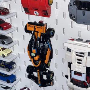 Uchwyt ścienny do LEGO McLaren F1 (76919) na IKEA Skadis