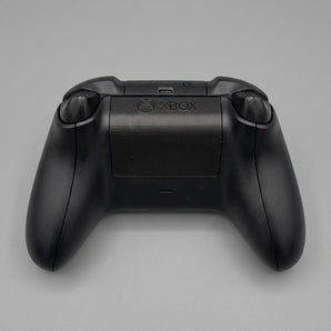 Pokrywa baterii do kontrolera XBOX One Model 1914 (prosta tylna część)