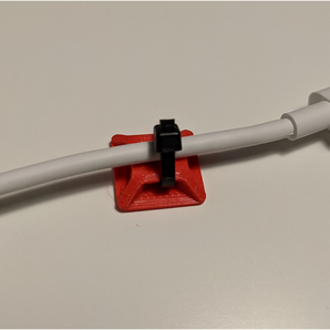 Uchwyt na kabel: Proste zarządzanie kablami w dwóch rozmiarach