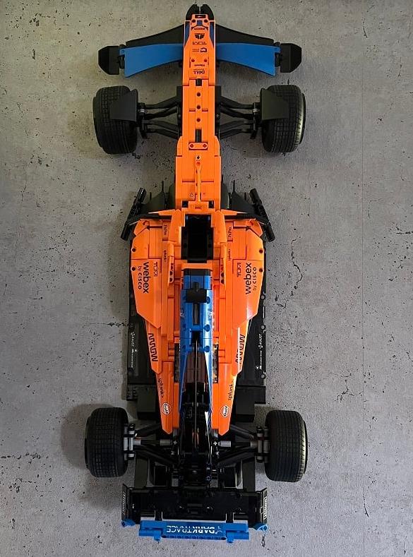 Uchwyt ścienny do samochodu wyścigowego LEGO McLaren Formula 1