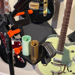Stojak na gitarę Akcesoria: EBow i slidery do statywu mikrofonowego
