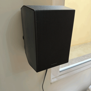 Uchwyt ścienny do głośników tylnych Samsung Soundbar Q930B i Q930C