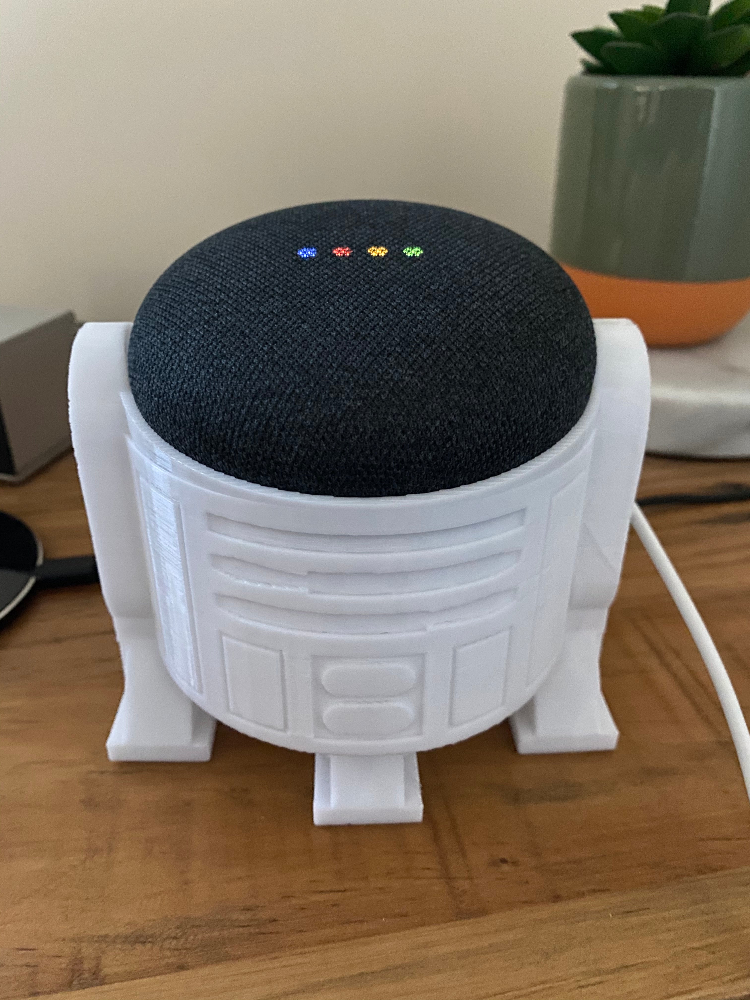 Uchwyt R2D2 do Google Nest Mini