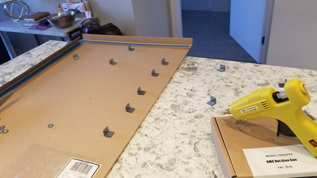 Magnetyczny uchwyt montażowy do Ikea Lack