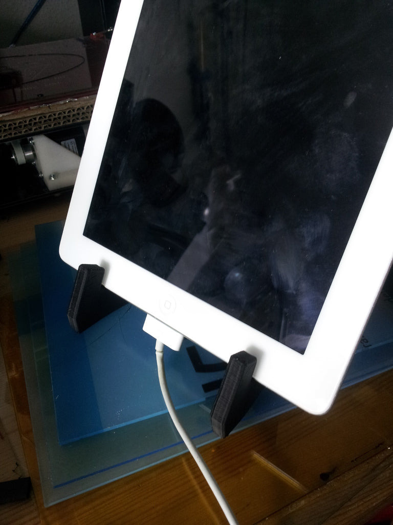 Regulowany eliptyczny stojak na iPada i inne tablety
