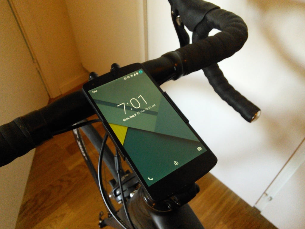 Uchwyt rowerowy Nexus 5 na rurkę 35 mm
