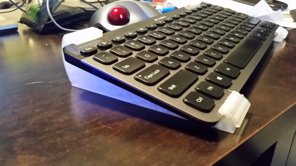 Odchylany stojak na klawiaturę Bluetooth Logitech K810