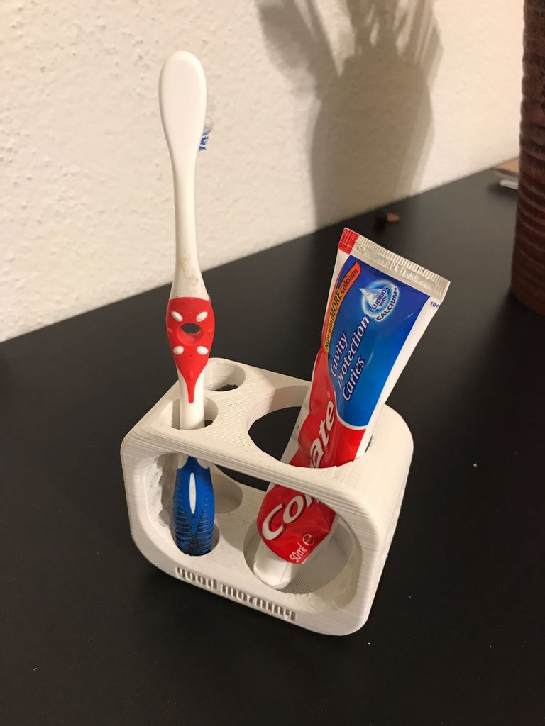Uchwyt na szczoteczkę i pastę do zębów na 2 szczoteczki do zębów