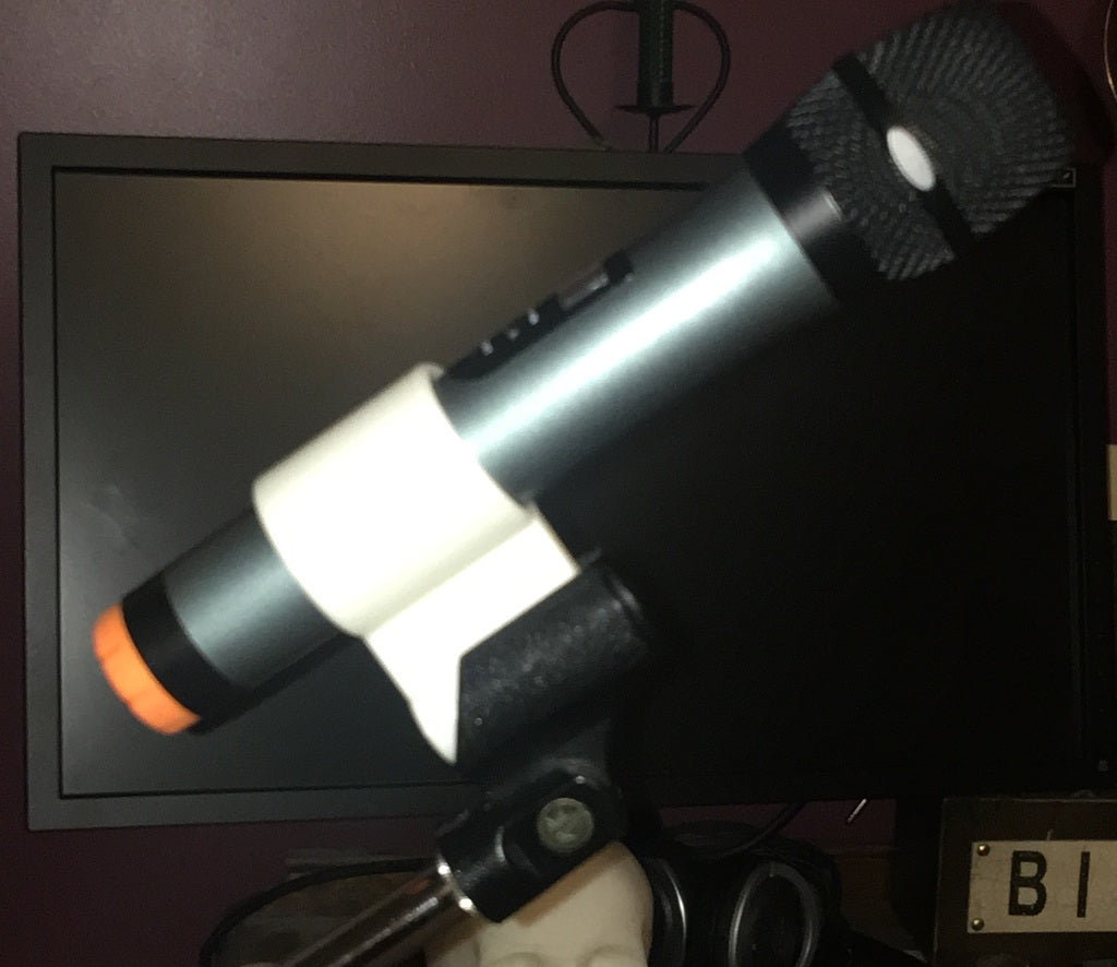 Adapter do statywu mikrofonowego do większych mikrofonów bezprzewodowych