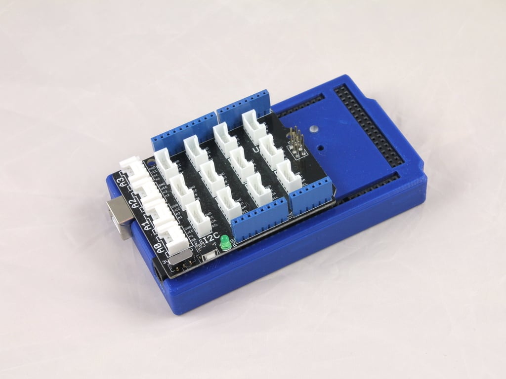 Przytulna obudowa dla Arduino Mega 2560 z mocowaniem na śrubę