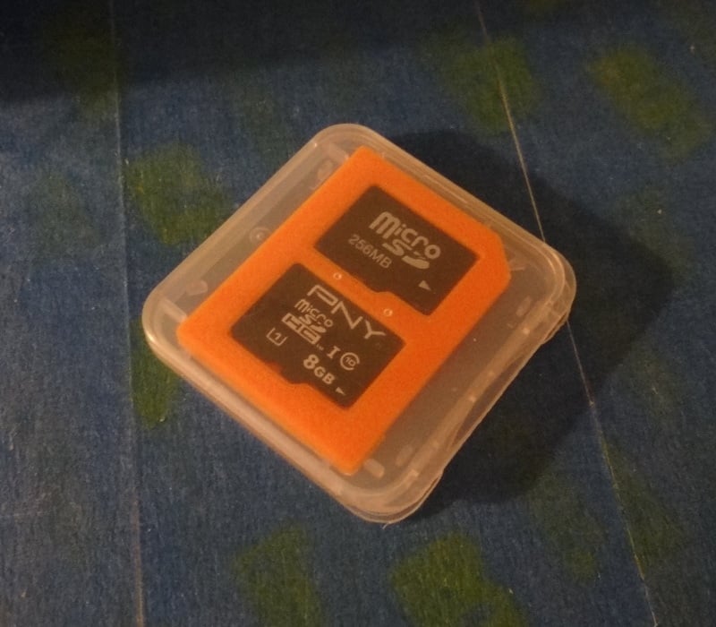 Adapter etui na kartę MicroSD na SD