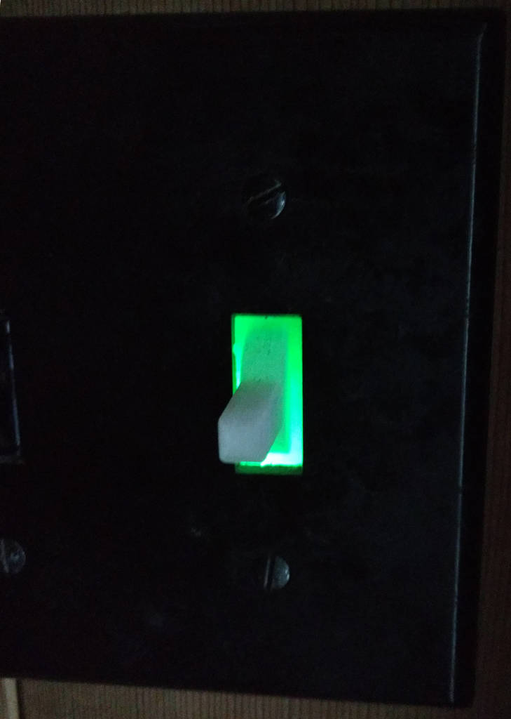 Zaktualizowany włącznik światła Sonoff do montażu na ścianie V2+ SZYBKO i do druku