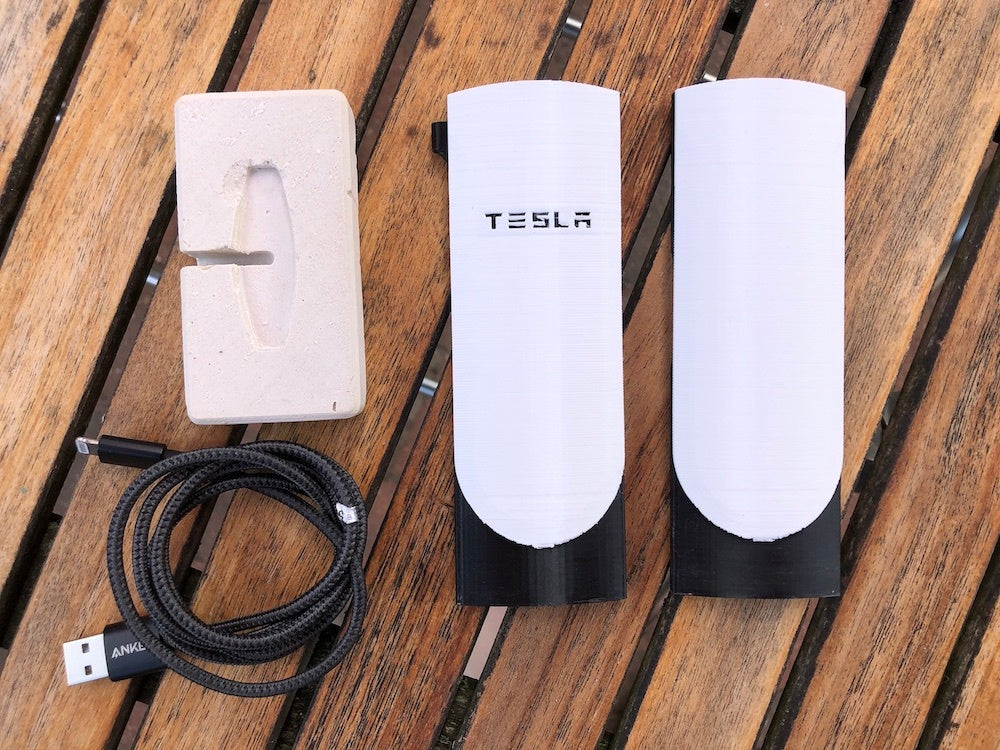 Model ładowarki telefonicznej Tesla V4 Supercharger