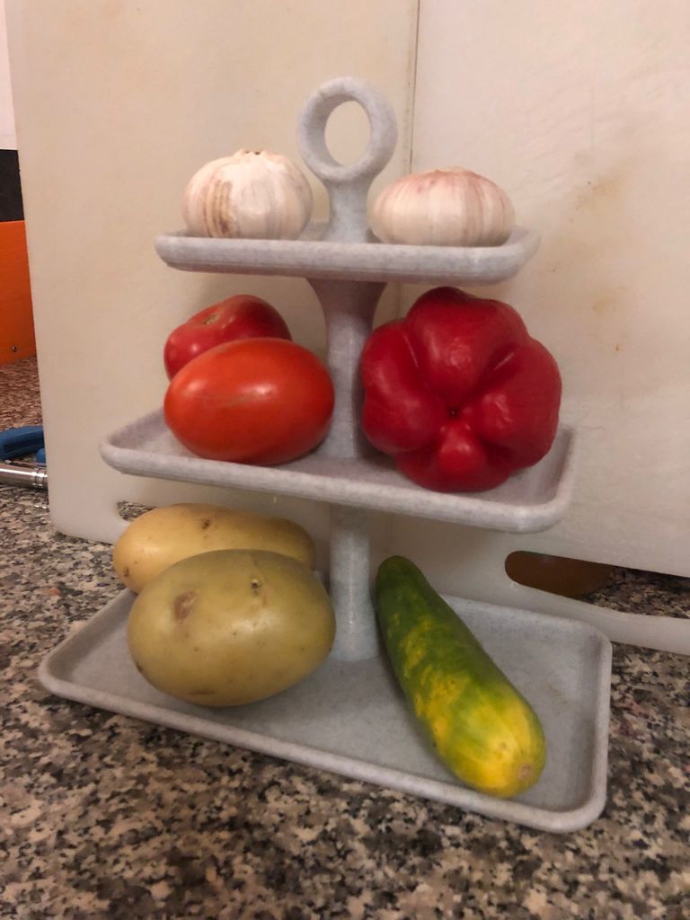 Uchwyt na owoce i warzywa do stołu kuchennego