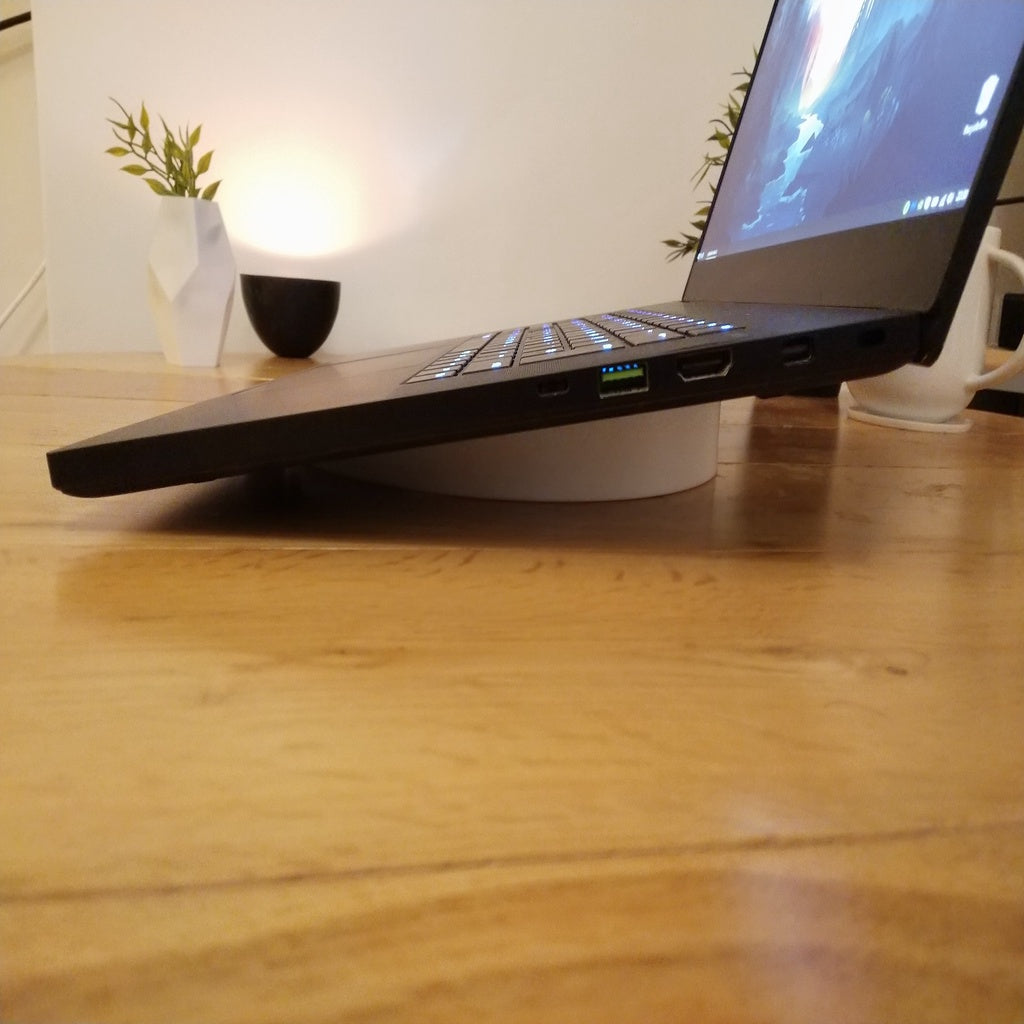Razer Blade 15 Podstawka do laptopa na biurko