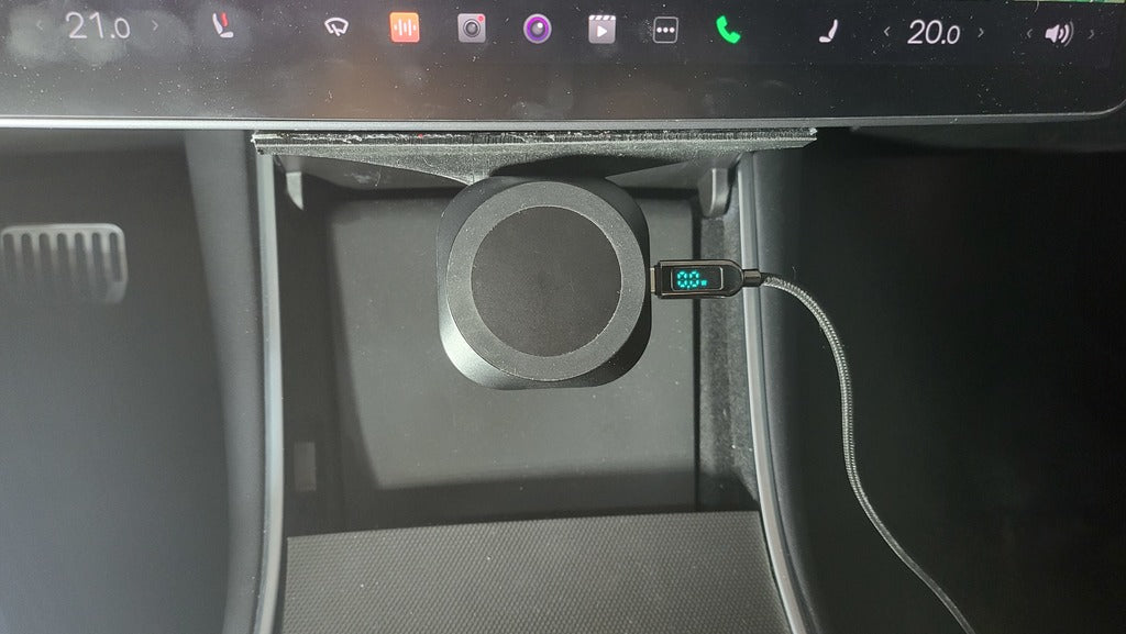 Uchwyt na telefon MagSafe do Tesli Model 3/Y