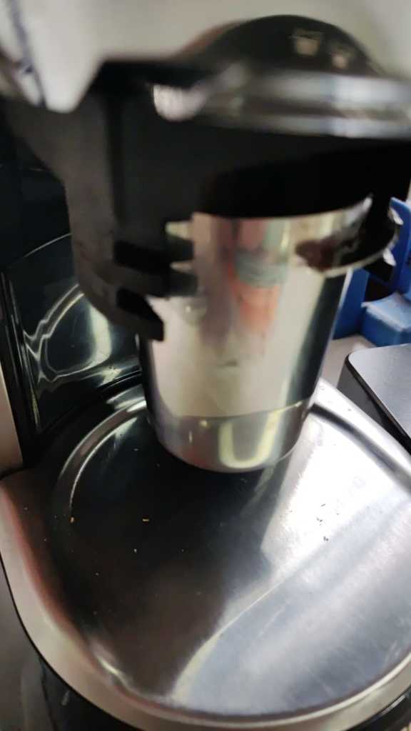 Młynek Dedica Jednorazowy uchwyt na filiżankę kawy 51mm