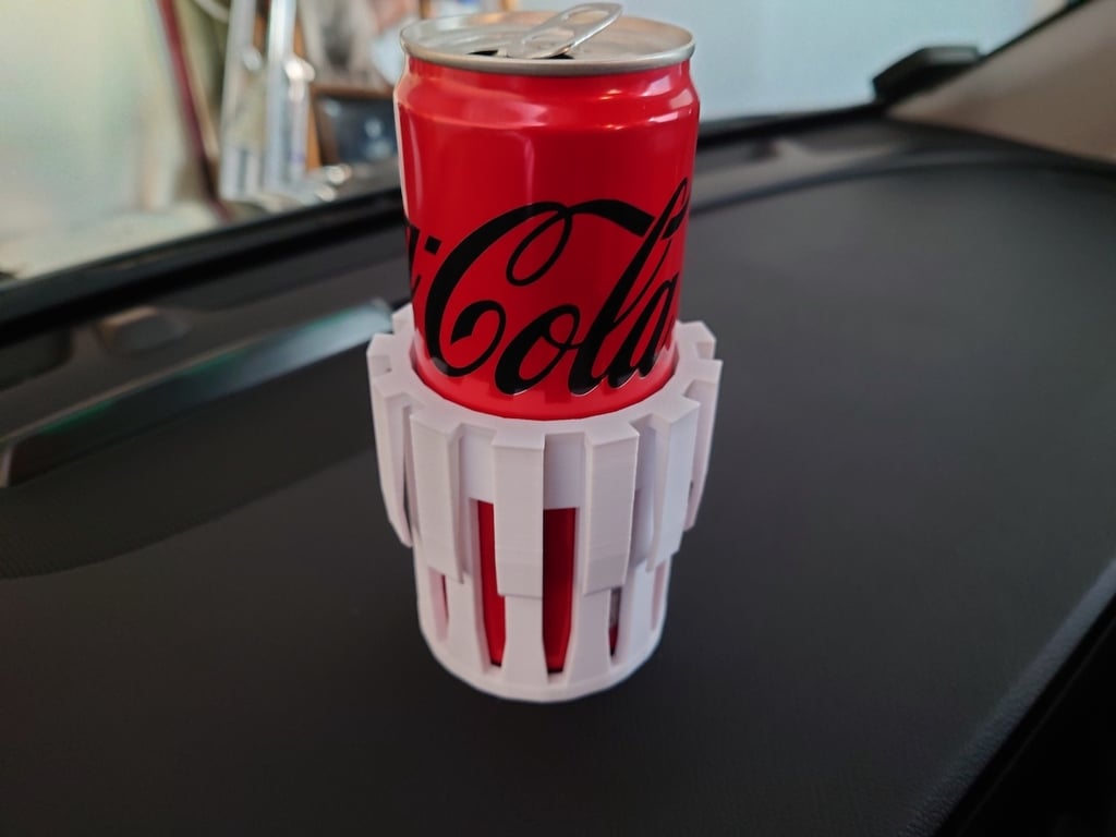 Adapter uchwytu samochodowego do wąskich puszek Coca Coli