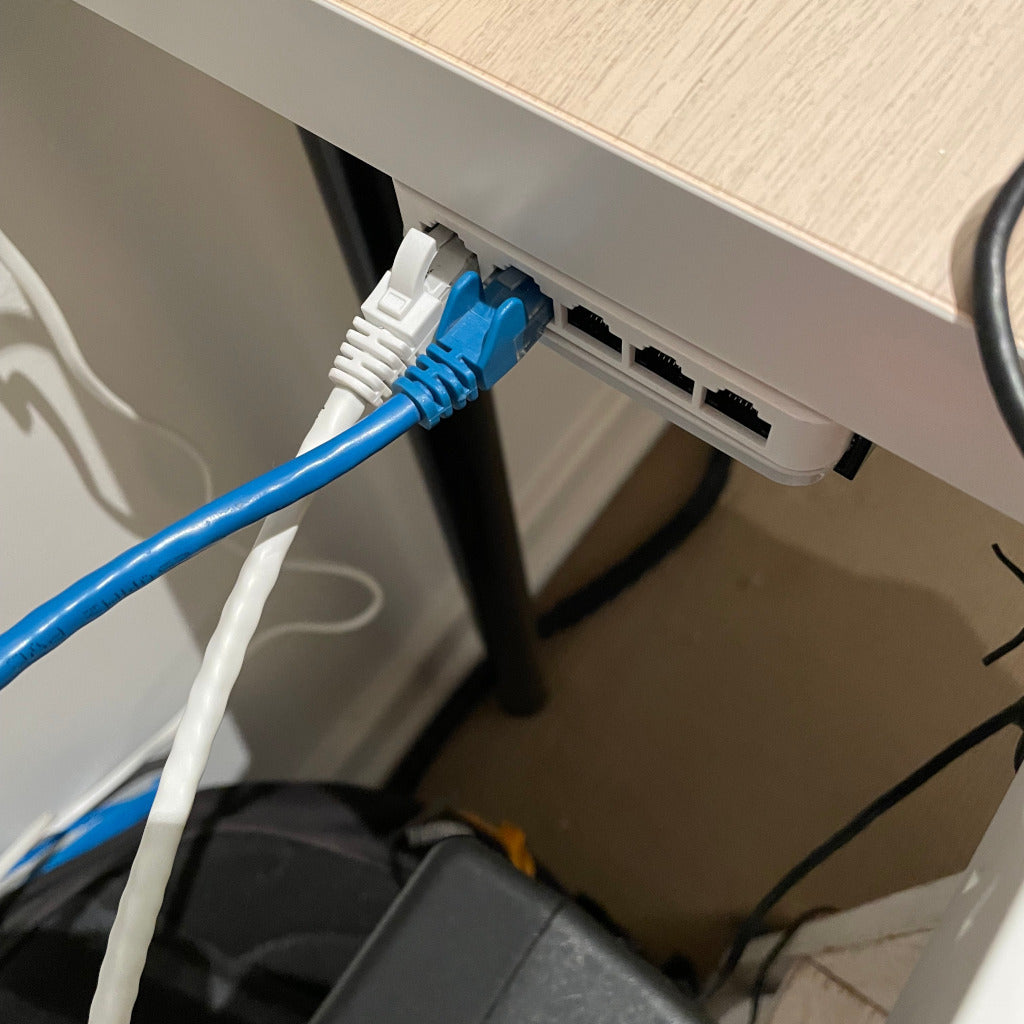 Uchwyt biurkowy do 5-portowego switcha D-Link DGS-1005A