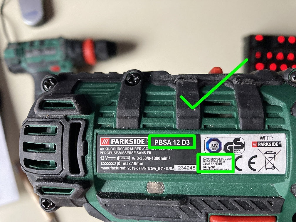 Uchwyt wkrętaka akumulatorowego 12 V Parkside Team do półki Ivar Ikea