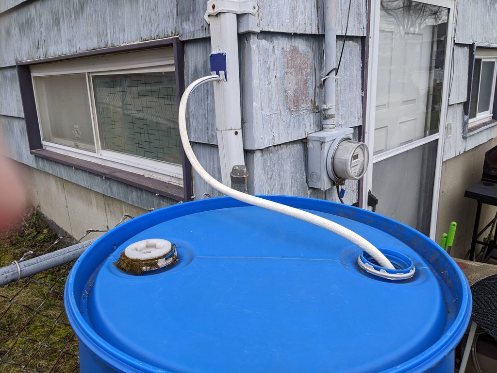 Pojemnik na deszczówkę Rozdzielacz wody