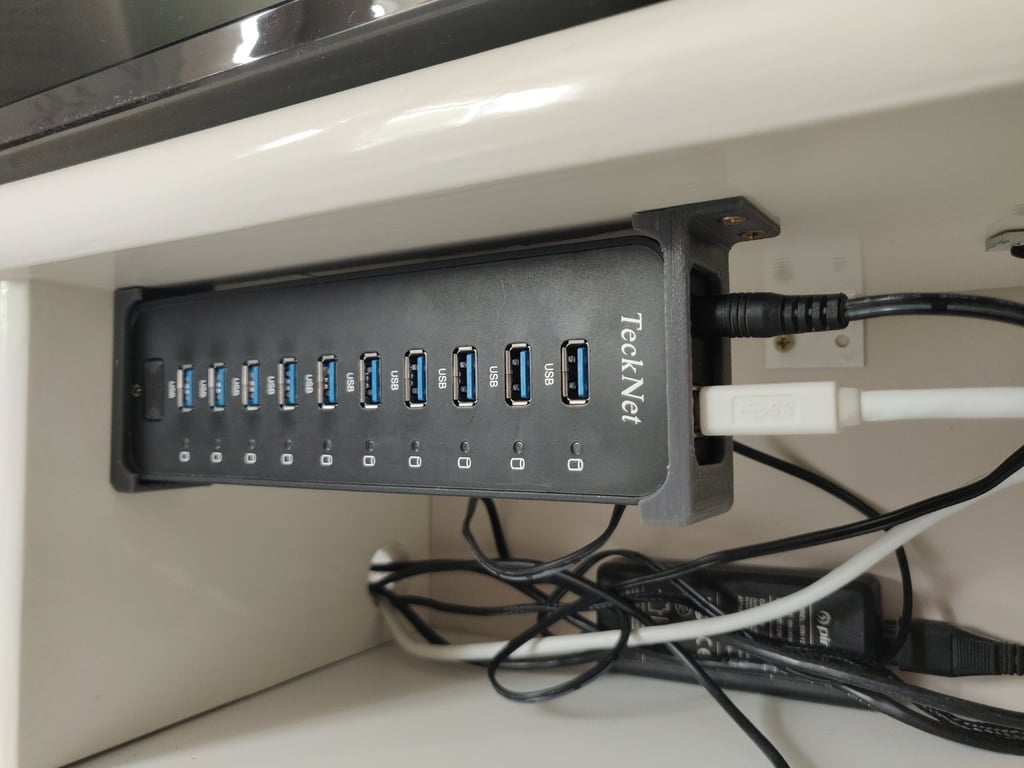 Uchwyt podbiurkowy TeckNet na 10-portowy hub USB