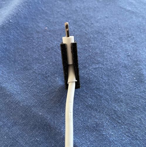 Adapter kabla Lightning do Tesli Model 3