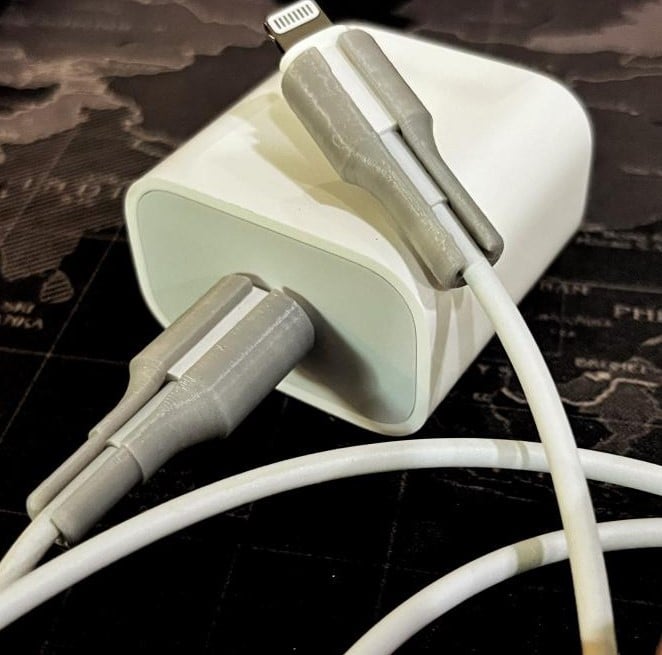 iPhone 13 Zabezpieczenie kabla USB C - Lightning