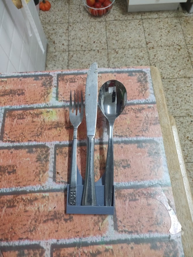 Nóż, łyżka i widelec do kuchni